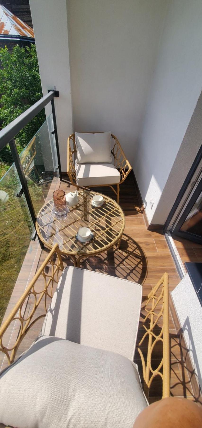 Apart-Terrace On Baker Street ลวีฟ ภายนอก รูปภาพ
