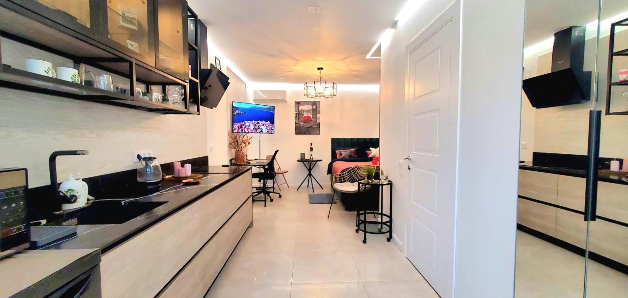 Apart-Terrace On Baker Street ลวีฟ ภายนอก รูปภาพ